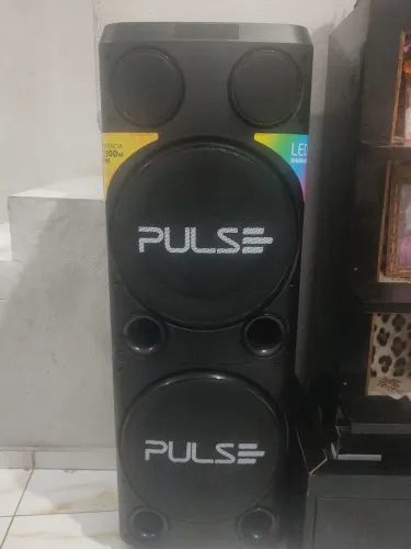 Vende se essa caixa de som nova 2 meses de uso