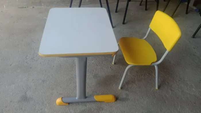 CONJUNTO MESA E CADEIRA - FNDE (INFANTIL, MEDIO E ADULTO) - FÁBRICA : *