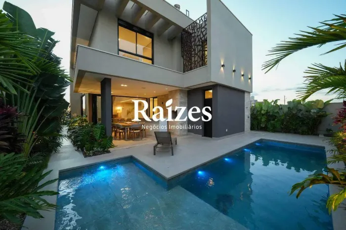 Casa em Condomínio Fechado 3 suítes com Varanda Gourmet e 2 vagas  Jardim Sul, Uberlândia