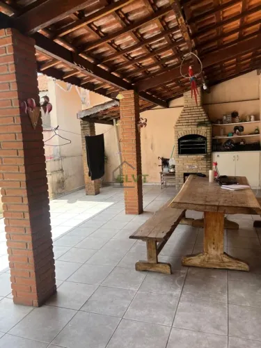 Terreno à venda no Umuarama