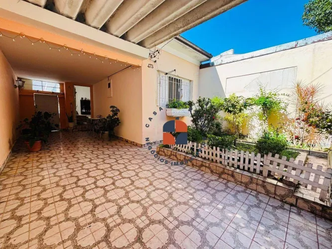 #CasasDRuan - Casa Térrea com Quintal Amplo, Excelente Potencial de Reforma e Ampliação na