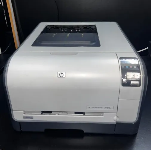 Vendo impressora HP cp1515n 