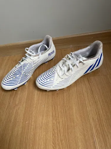 Chuteira Adidas Predator