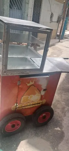 Estou vendendo um carrinho de lanches