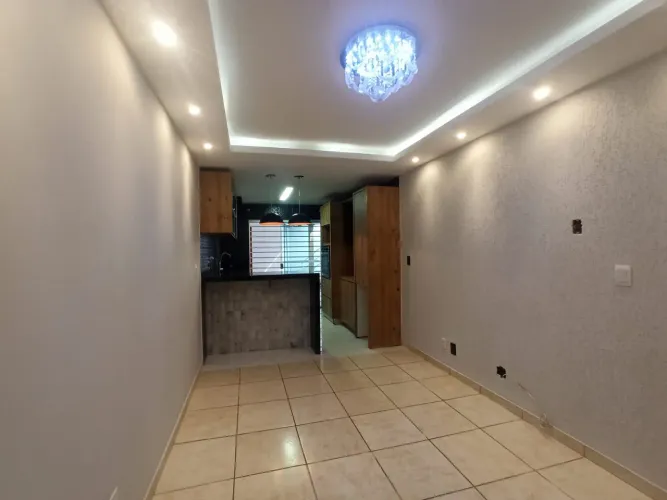 Casa com 3 quartos, suíte e terraço gourmet - Residencial Aruanã