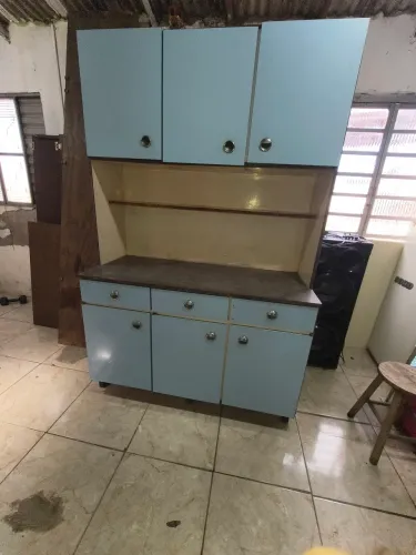 Armário de cozinha retro