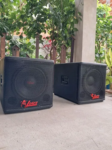 Caixa de som subwofer 12", "ATIVA E PASSIVA"