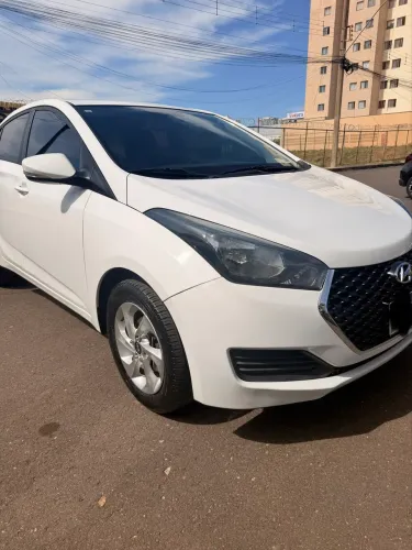 Hyundai HB20S C.plus/c.style1.0 Flex 12V Mec. 4P 2019