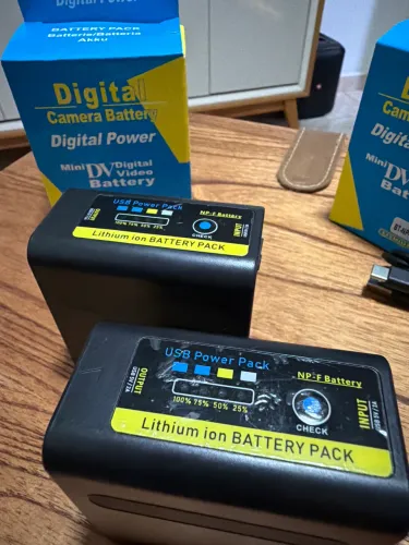 Kit par de baterias Batmax NP-F970 9600mAh