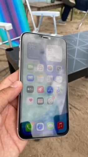 iPhone 11