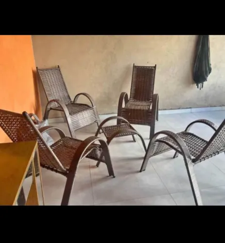 Conjunto de cadeiras para área 