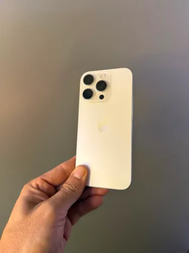 iPhone 16 Pro Max 256gb Branco PREÇO ESPECIAL! Chegou primeiro Levou!