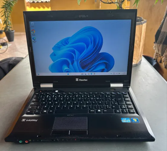 Notebook Itautec core i5