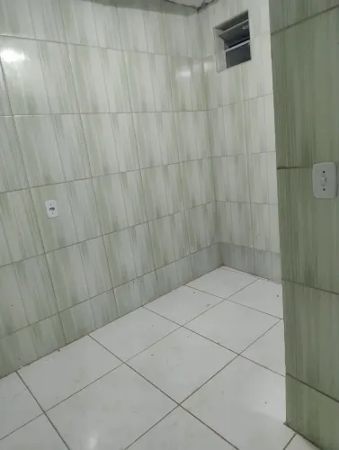 Quarto com banheiro