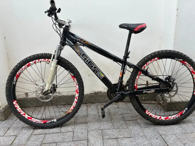 Bicicleta GIOS FRX preta