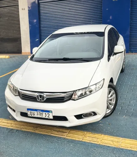 Honda Civic Sedan LXS 1.8/1.8 Flex 16V Aut. 4P 2014