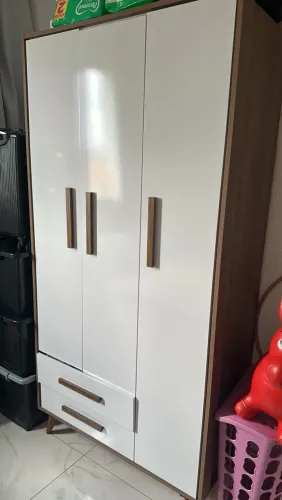 Guarda roupa infantil