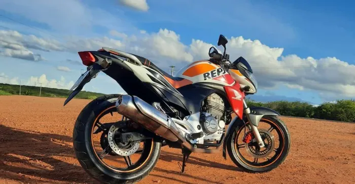 Cb 300r $13.000