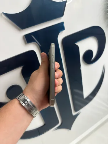 iPhone 15 Pro 256GB Seminovo