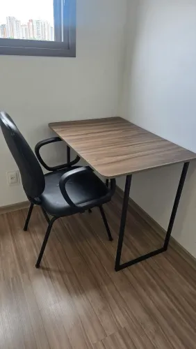 Conjunto Home Office: Mesa + Cadeira escritório Prontos para Uso