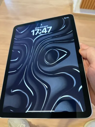 Apple iPad Air 5ª geração - Tela 10.9 8gb M1 16 núcleos