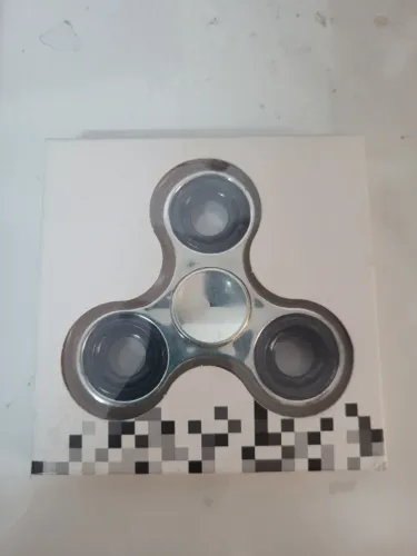 Fidget spinner