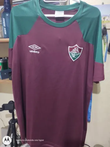 Camisa Fluminense ORIGINAL 2023 Umbro Grená Concentração Masculina