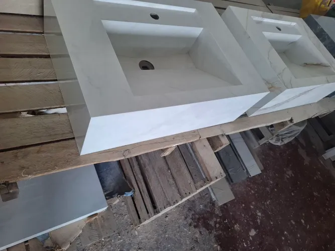 Lindos lavatórios em porcelanato 62x45 apenas 380 reais a unidade 