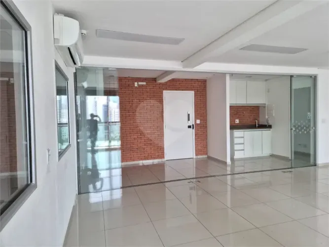 Salas à venda em Aclimação - SP