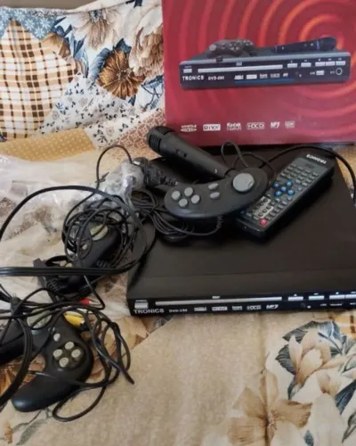 Dvd tronics Com joystick e karaokê