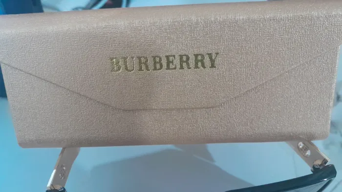 Óculos de sol feminino Burberry