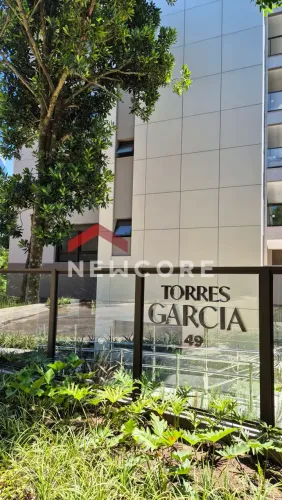 Apartamento em Rua Rosa - Três Figueiras - Porto Alegre/RS