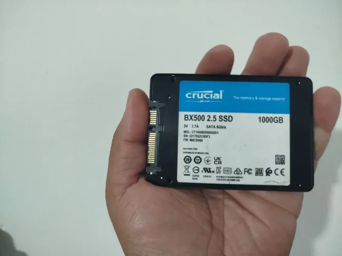 SSD crucial 1000 GB funcionando perfeitamente 