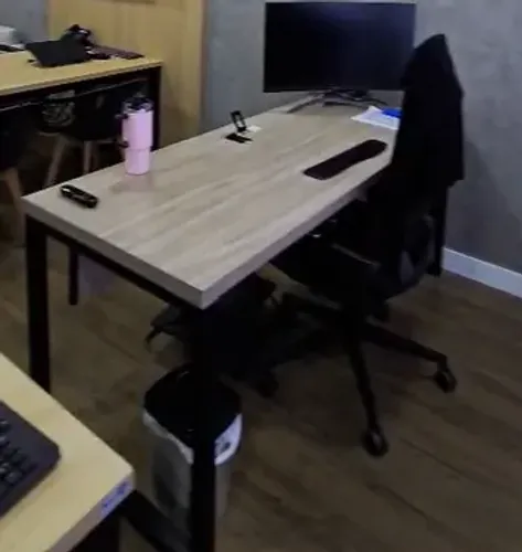 Mesa de Escritório Bege 2 - 1,70 x 0,70 x 0,74
