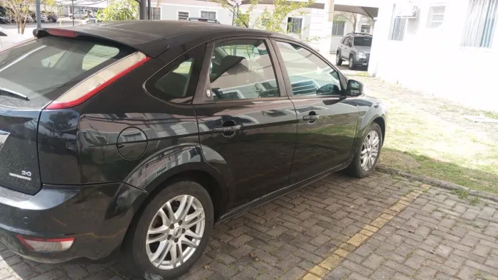 Ford Focus Ghia 2.0 16v/ 2.0 16V Flex 5P AUT 2011