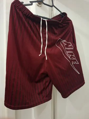 Short Vermelho Nike M