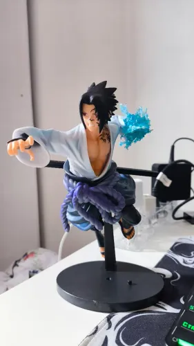 Boneco action figure Sasuke Uchiha 22 cm