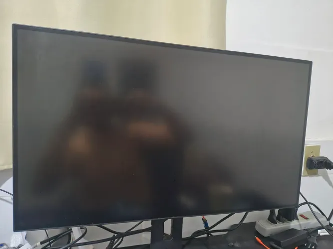 Vendo monitor profissional Pichau Perseus PRO 27 pol, QUADHD, 100% SRGB IPS