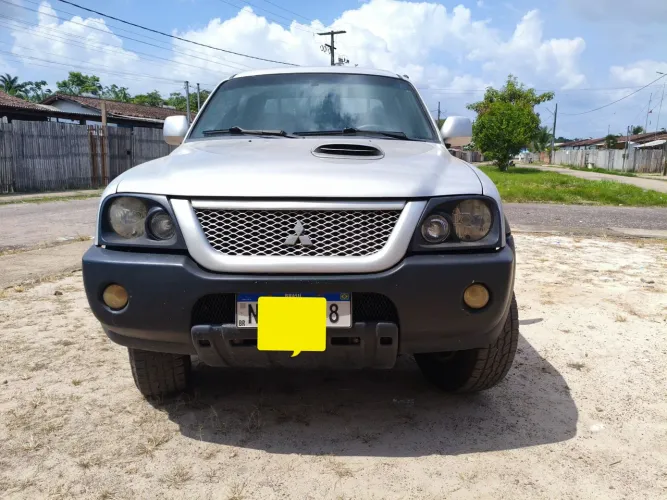 Mitsubishi L200 Outdoor GLS 2.5 4X4 CD TDI Diesel 2011