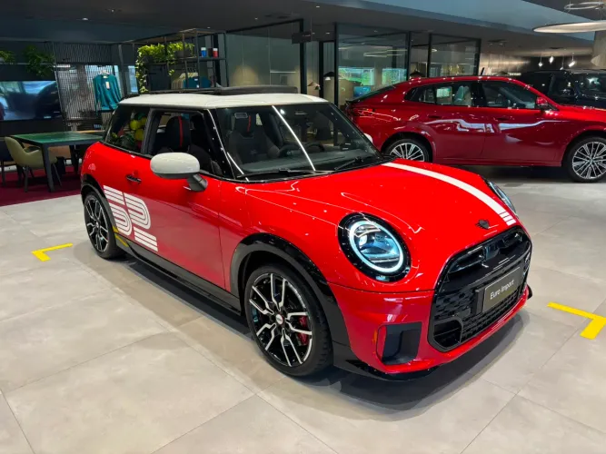 Mini Cooper John Works 2.0 Turbo 3P Aut. 2026