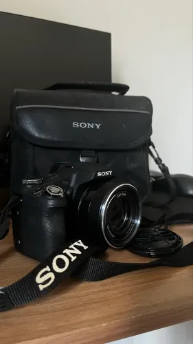 Sony Cyber-shot DSC-HX100V