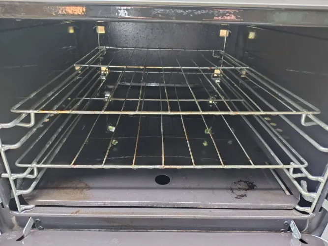 Fogão Venâncio 4 bocas ( 2 duplas ) com forno; baixa pressão 