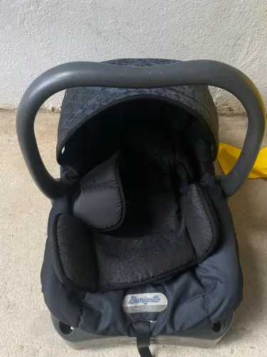Bebê conforto / de carro 
