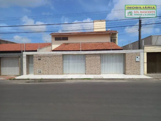 Casa com 5 dormitórios para alugar, 286 m² por R$ 5.500/mês - Cidade dos Funcionários - Fo