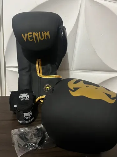 COMBO VENUM LUVAS NEW IMPACT EVO IMPORTADA (LUVA+ 2M BANDAGEM+ BUCAL)