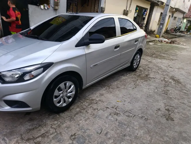 Chevrolet Onix JOY HATCH 1.0 8V FLEX MEC. 4P 2020