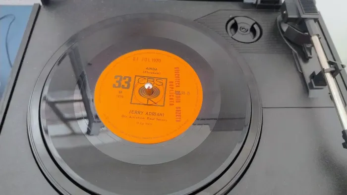 Discos compactos 1970 Jerry Adriani e Almir Rogério