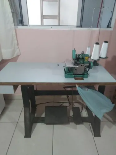 Máquina Overloque