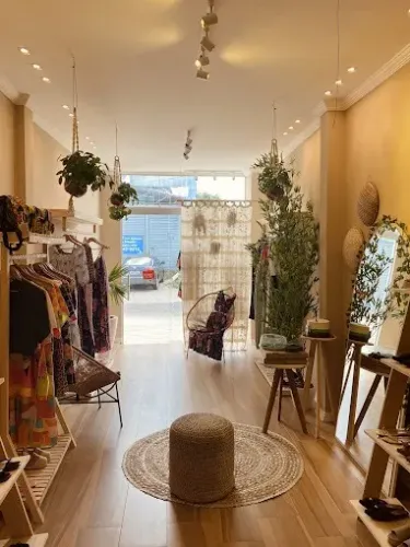 OPORTUNIDADE DE INVESTIMENTO - REPASSE DE MARCA DE LOJA DE MODA FEMININA CONSOLIDADA