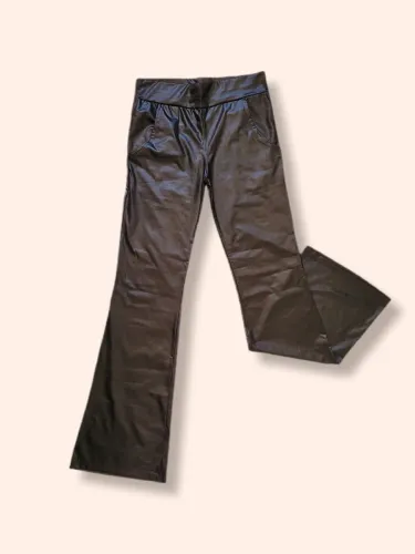 Calça Bootcut Preta 